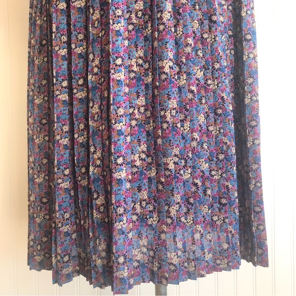 Vintage Ruffles Pleats Floral Dress Long Sleeve Colorful Fuchsia Lavender Silky - Picture 5 of 16